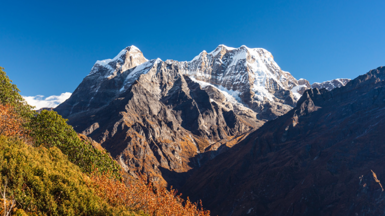 How to get Mera Peak Climbing Guide?